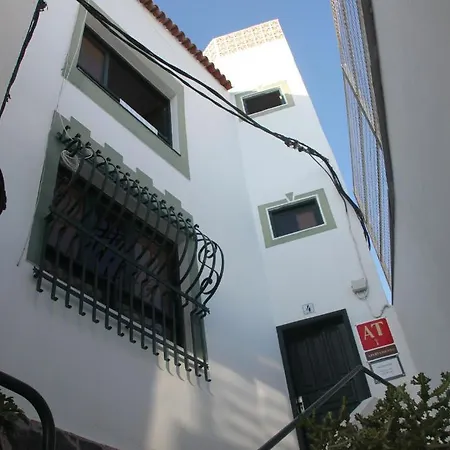 아파트 Brisas Mogan